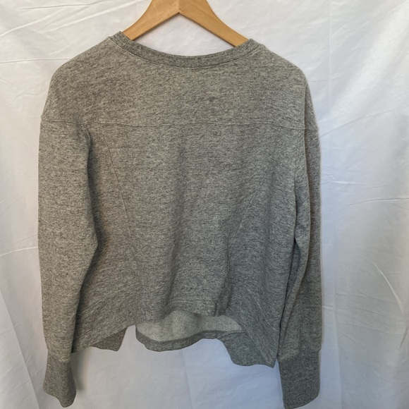 Uniqlo sweatshirt novelty hem - Picture 2 of 2